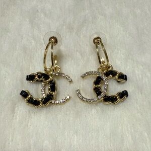 Gold and Black Interlocked Hoop Earrings
